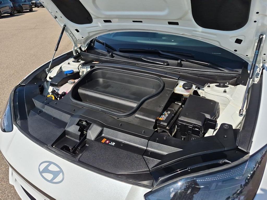 Thumbnail: 2024 Hyundai Ioniq 6 - 8