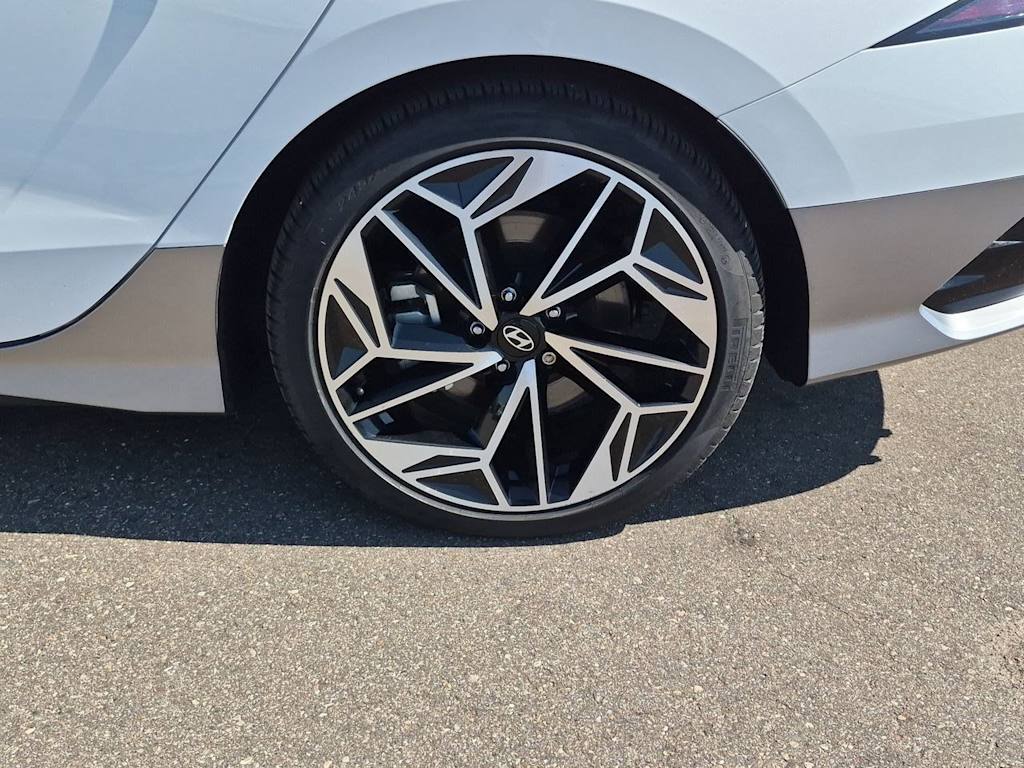 Thumbnail: 2024 Hyundai Ioniq 6 - 7