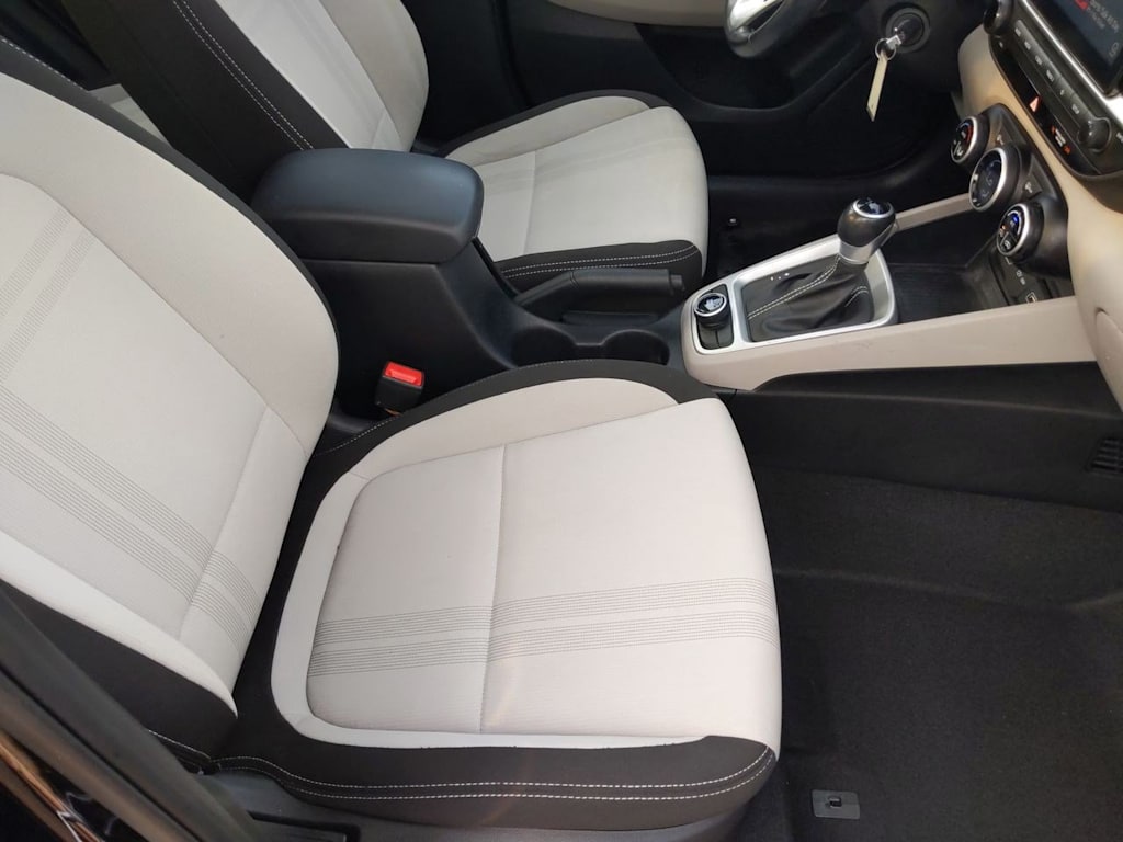 Thumbnail: 2022 Hyundai Venue - 29