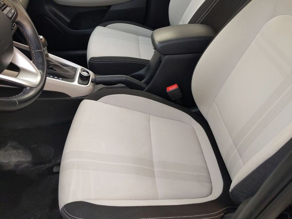 Thumbnail: 2022 Hyundai Venue - 10