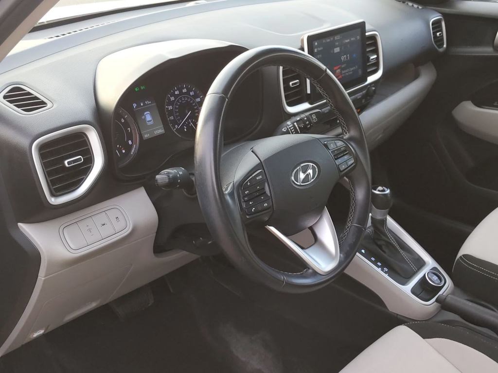 Thumbnail: 2022 Hyundai Venue - 2