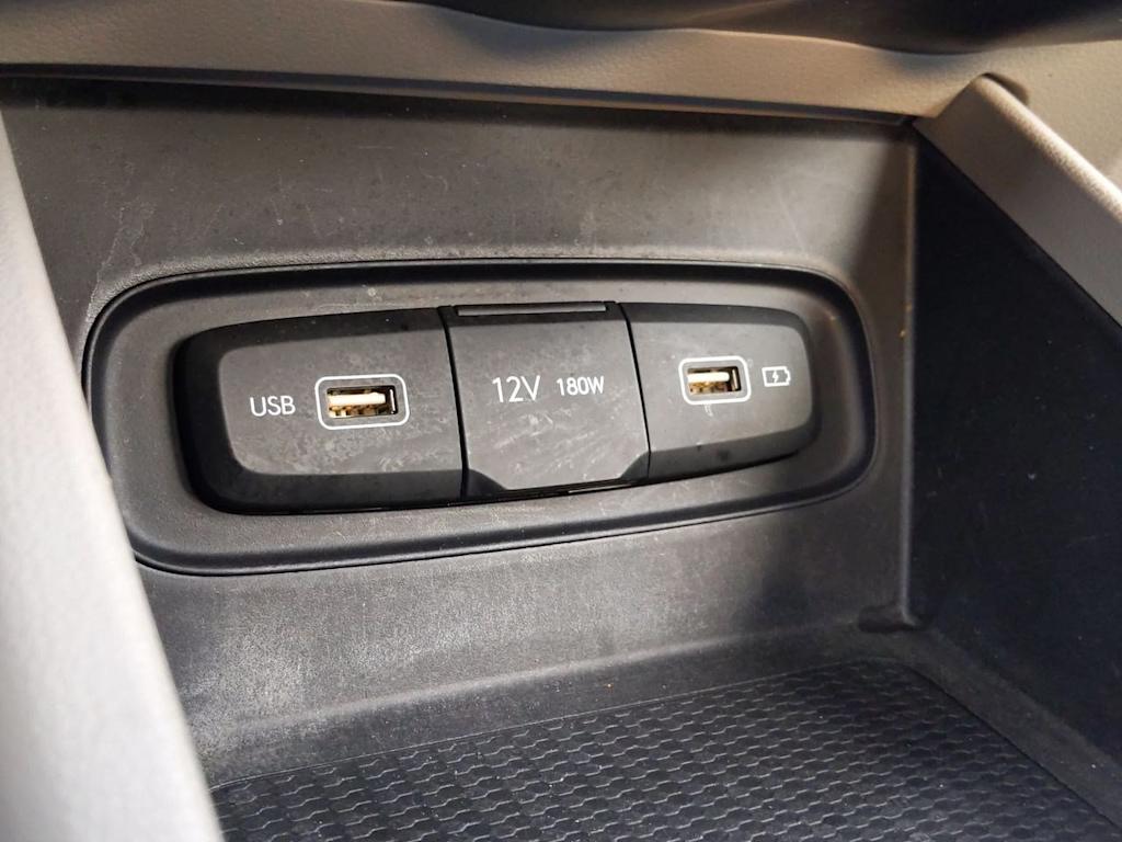 Thumbnail: 2022 Hyundai Venue - 35