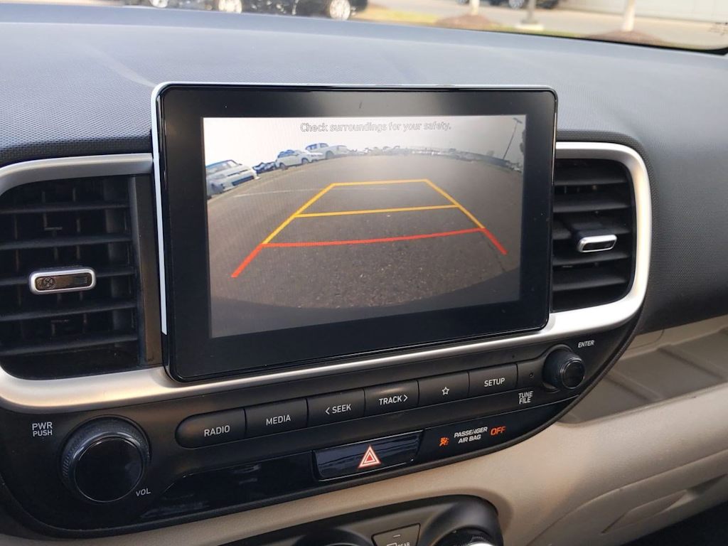 Thumbnail: 2022 Hyundai Venue - 34