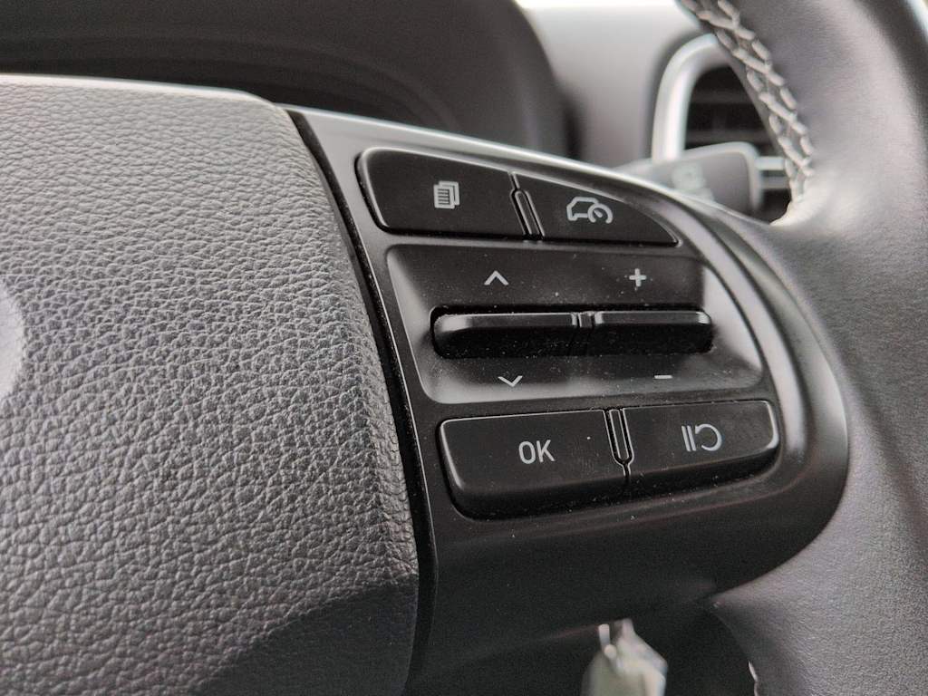 Thumbnail: 2023 Hyundai Venue - 30