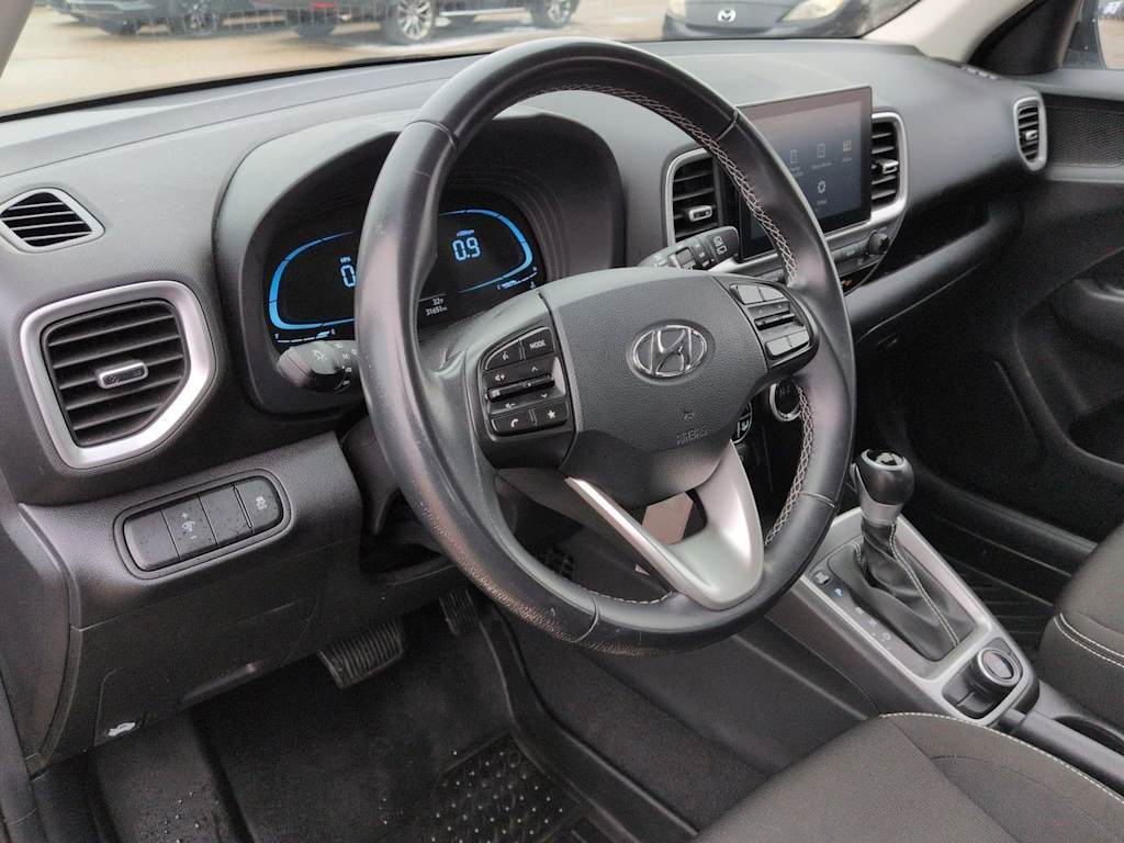 Thumbnail: 2023 Hyundai Venue - 2