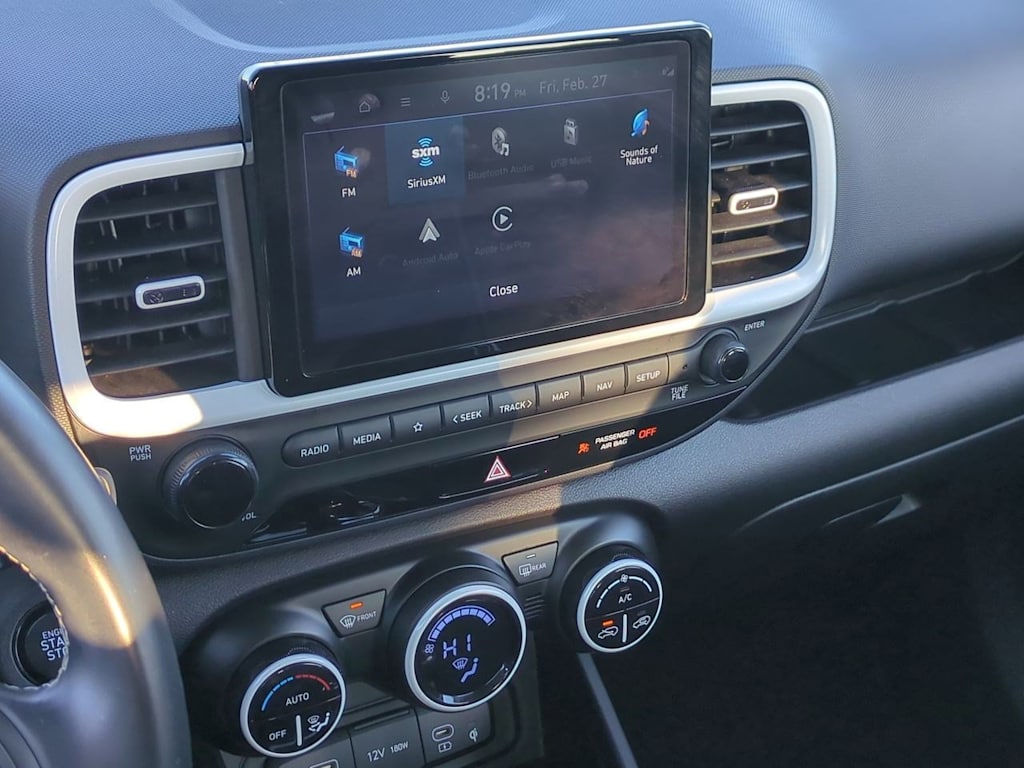 Thumbnail: 2023 Hyundai Venue - 15