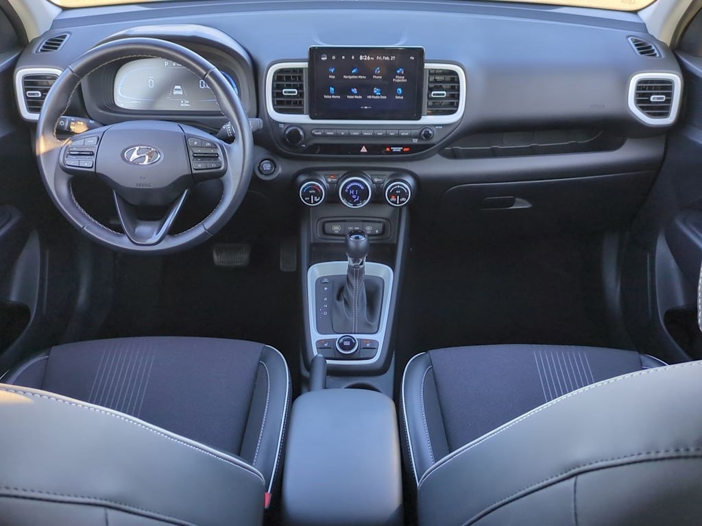 Thumbnail: 2023 Hyundai Venue - 10