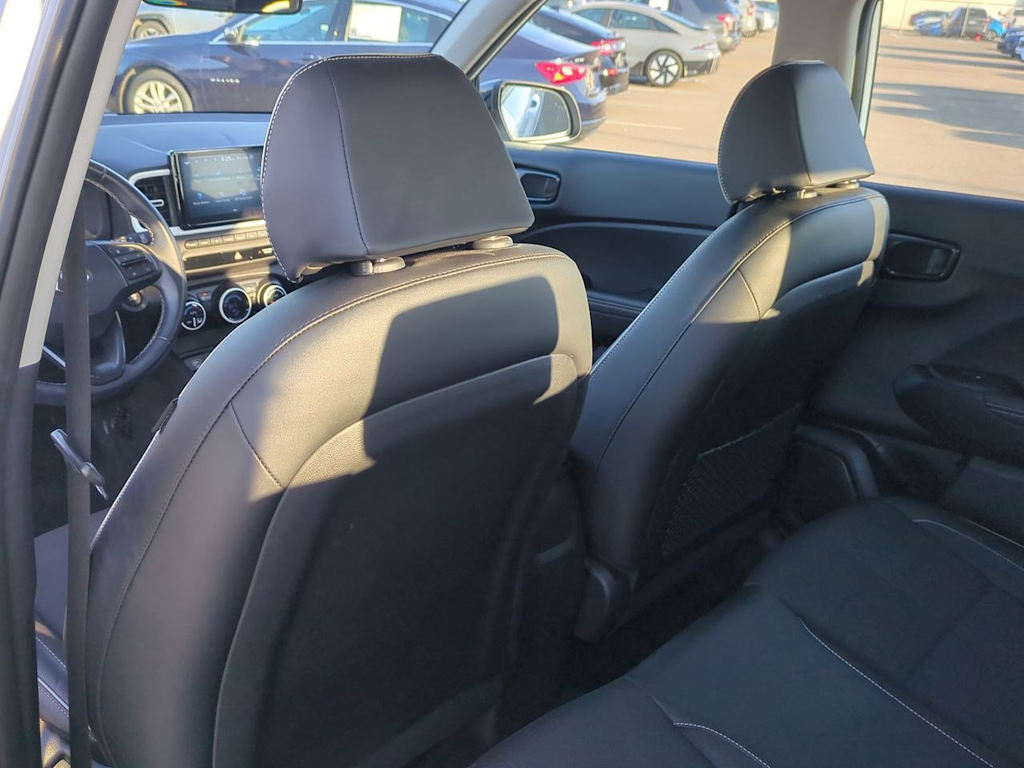 Thumbnail: 2023 Hyundai Venue - 12