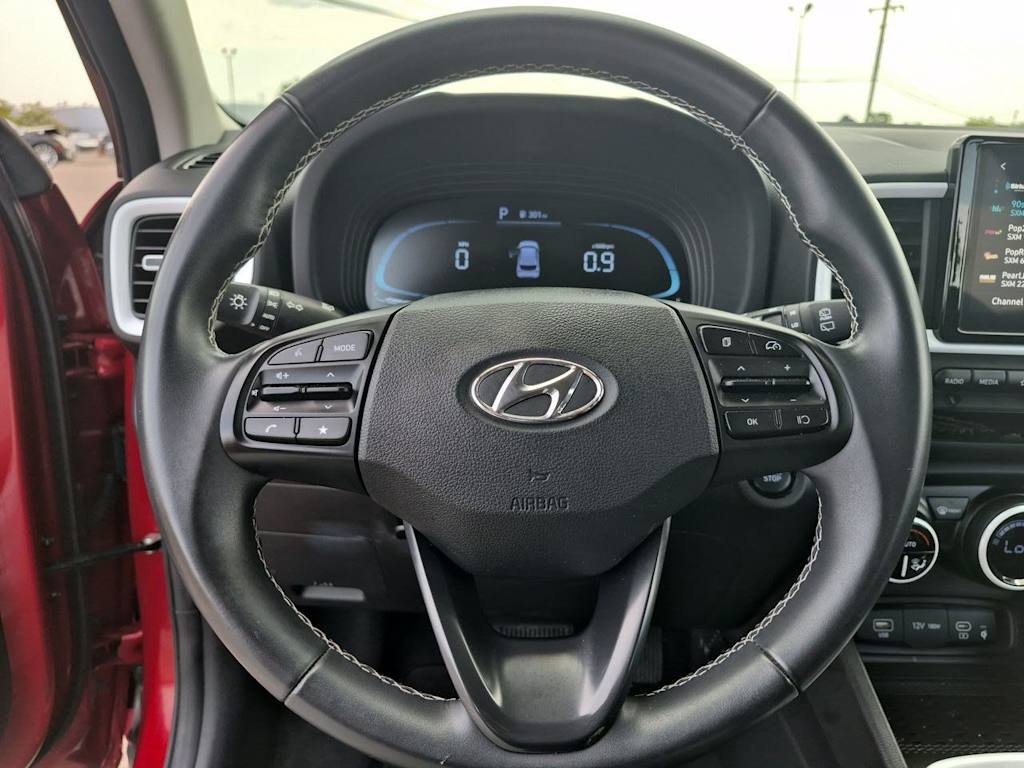Thumbnail: 2023 Hyundai Venue - 10