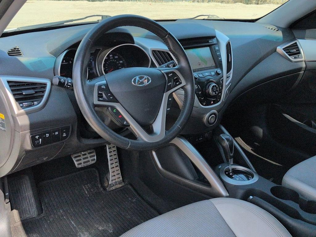 Thumbnail: 2013 Hyundai Veloster - 2