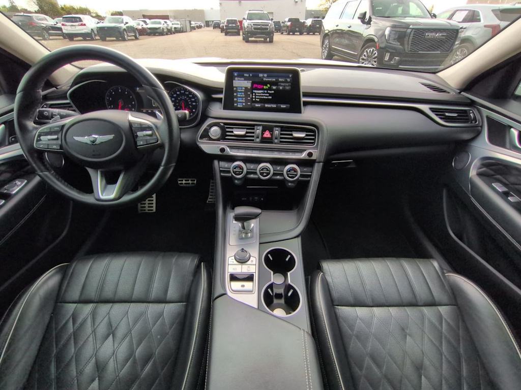 Thumbnail: 2019 Genesis G70 - 10