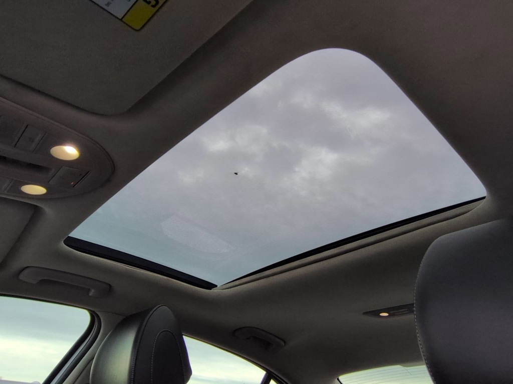 Thumbnail: 2019 Genesis G70 - 27