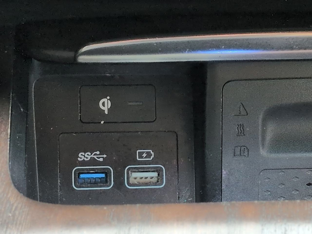 Thumbnail: 2022 Genesis GV80 - 35