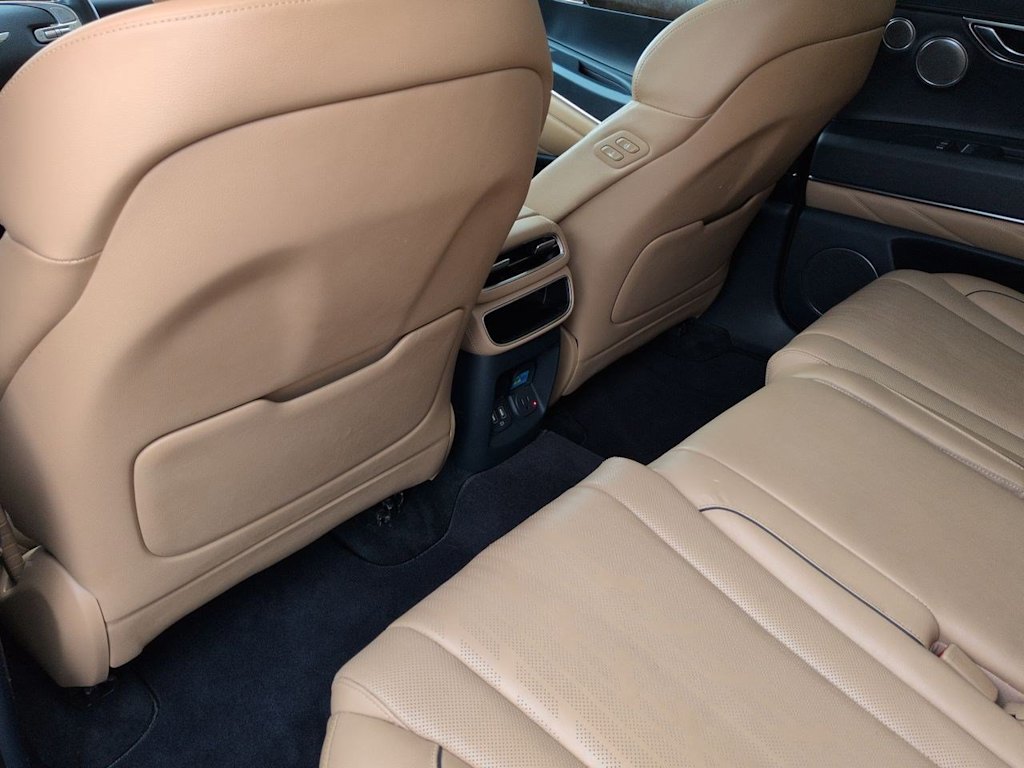 Thumbnail: 2022 Genesis GV80 - 13