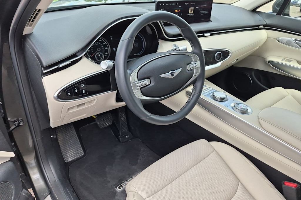 Thumbnail: 2025 Genesis GV70 - 2