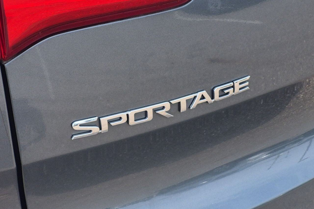 Thumbnail: 2015 Kia Sportage - 7