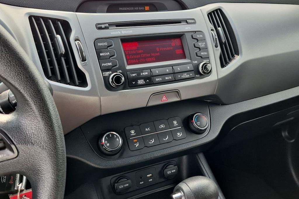 Thumbnail: 2015 Kia Sportage - 15