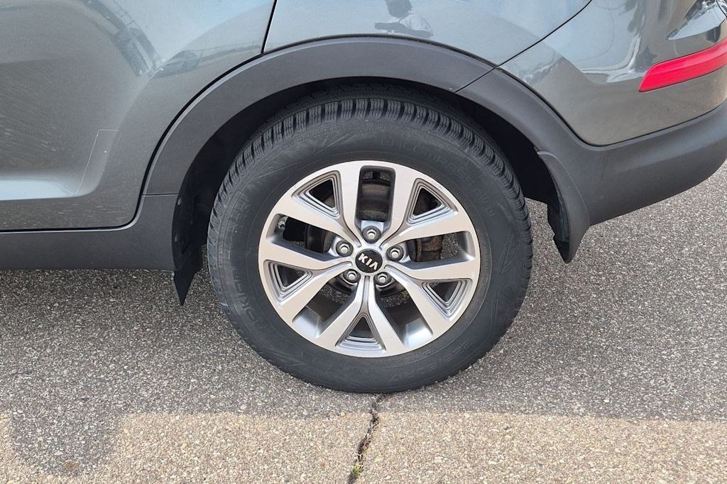 Thumbnail: 2015 Kia Sportage - 8