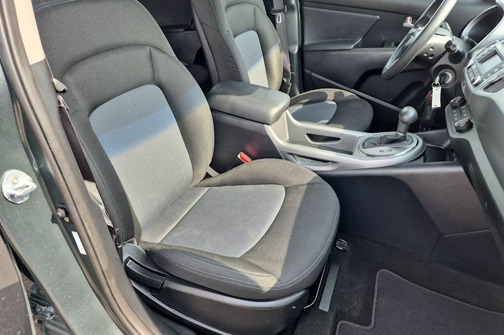 Thumbnail: 2015 Kia Sportage - 12