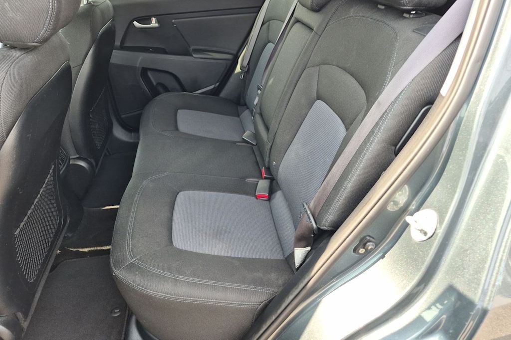 Thumbnail: 2015 Kia Sportage - 27