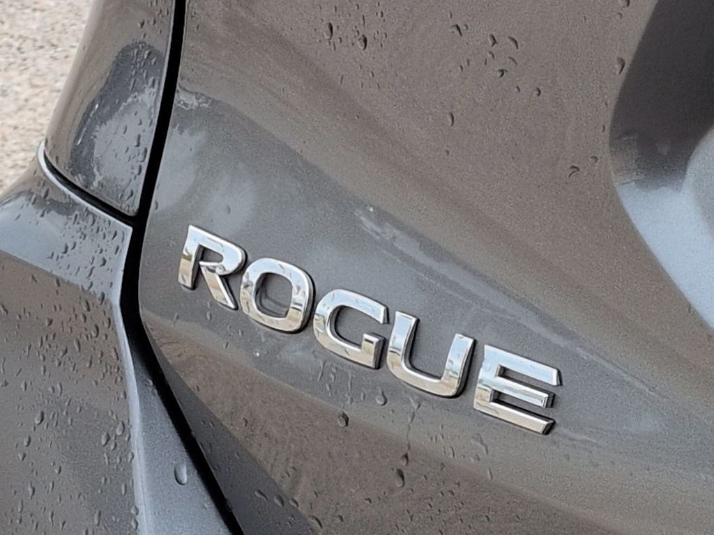 Thumbnail: 2018 Nissan Rogue - 7