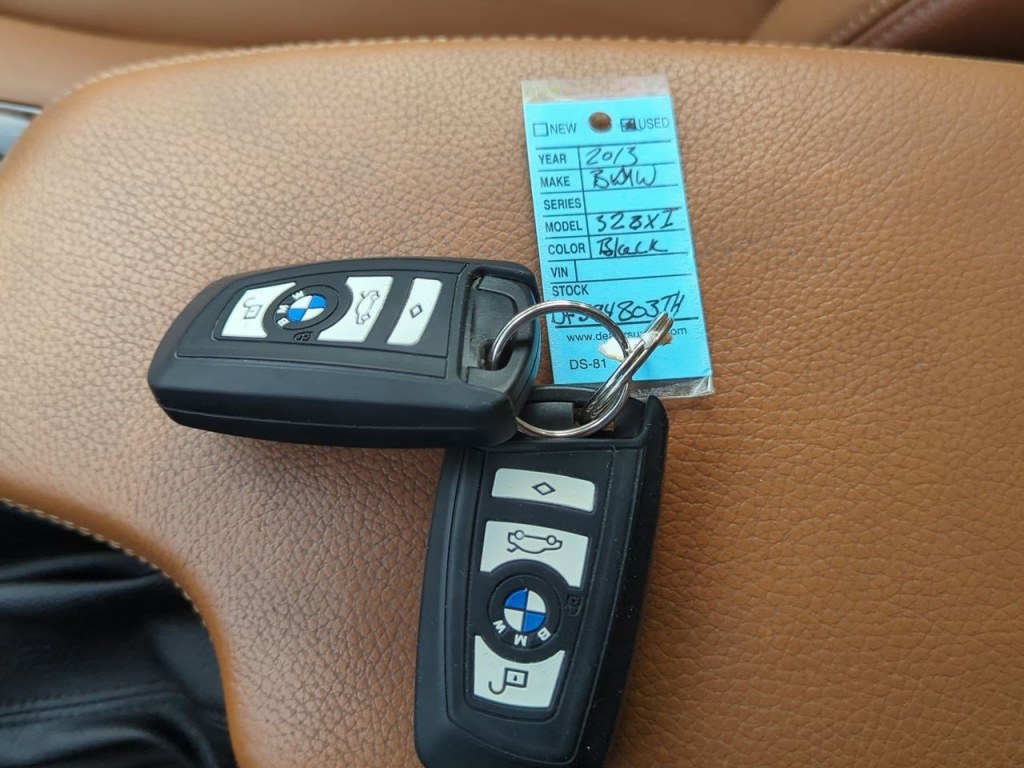 2013 BMW 3 Series 328xi 18