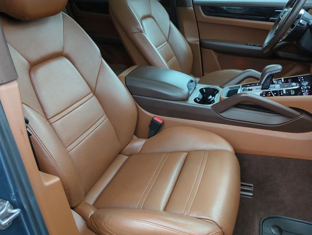Thumbnail: 2019 Porsche Cayenne - 11