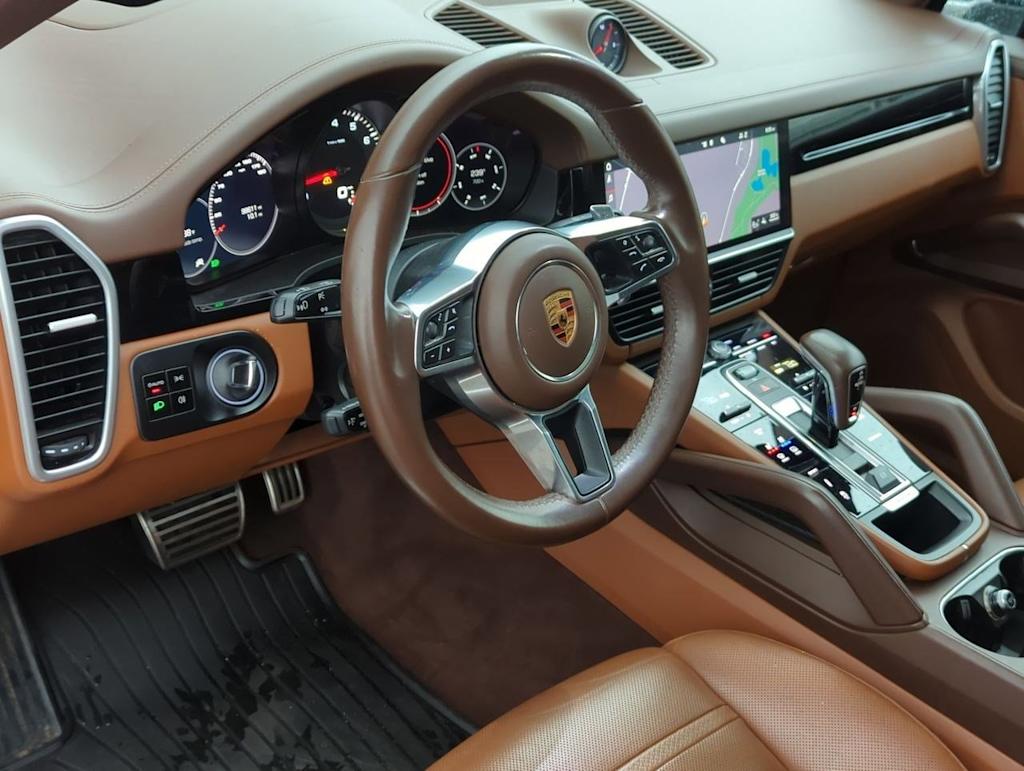 Thumbnail: 2019 Porsche Cayenne - 2