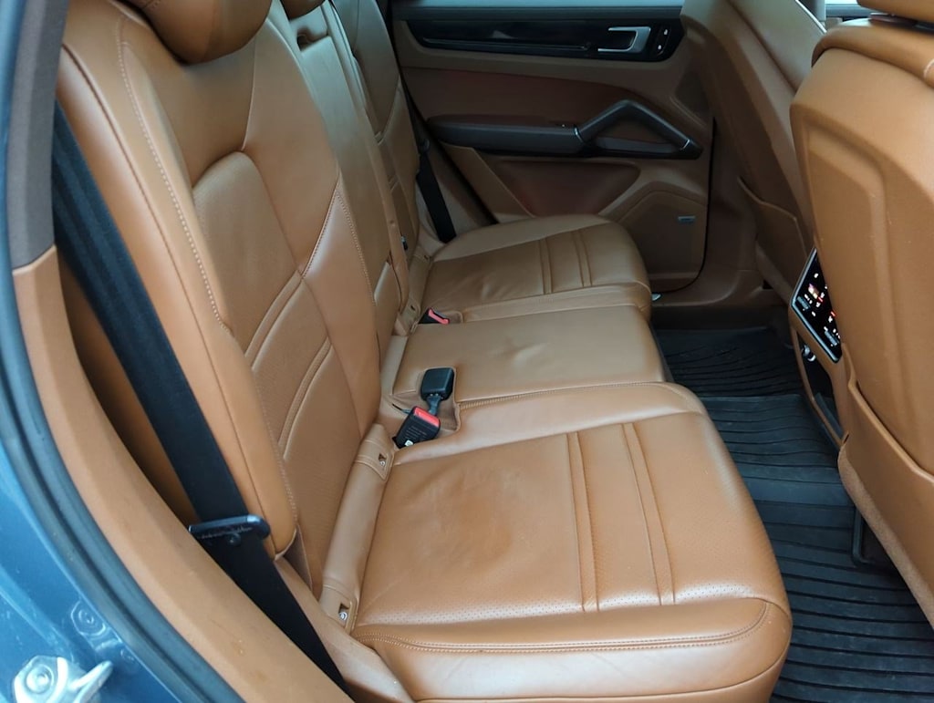 Thumbnail: 2019 Porsche Cayenne - 27