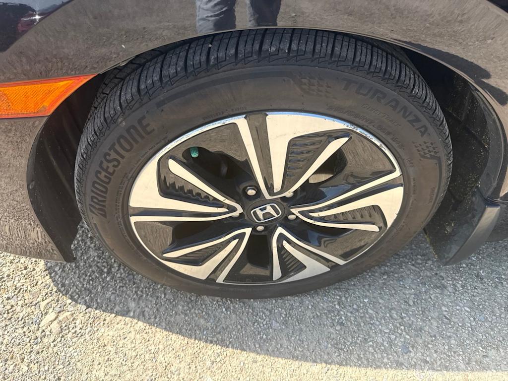Thumbnail: 2016 Honda Civic - 15