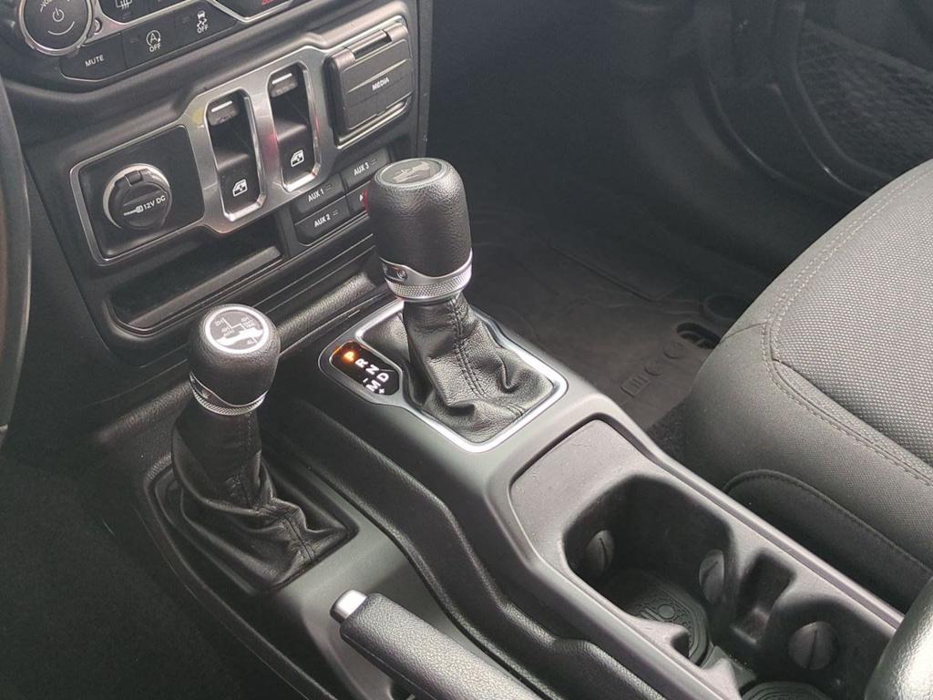 Thumbnail: 2023 Jeep Wrangler - 15