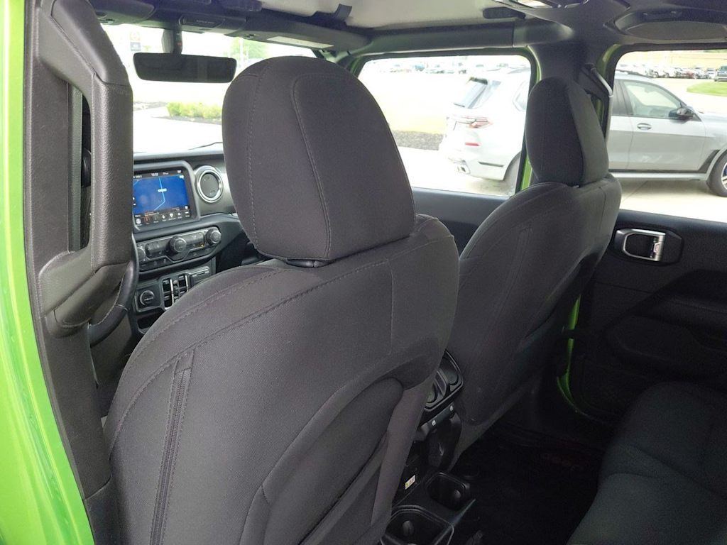 Thumbnail: 2018 Jeep Wrangler - 9