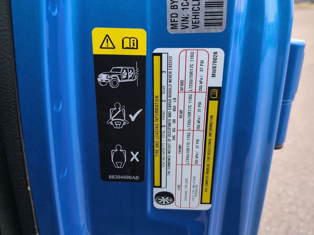 Thumbnail: 2021 Jeep Wrangler - 36