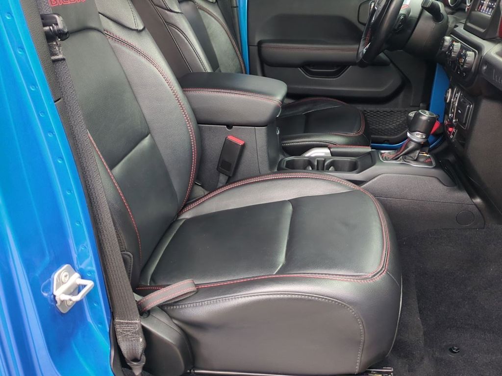 Thumbnail: 2021 Jeep Wrangler - 28