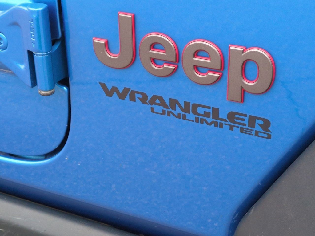 Thumbnail: 2021 Jeep Wrangler - 25