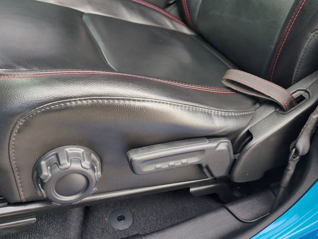 Thumbnail: 2021 Jeep Wrangler - 26