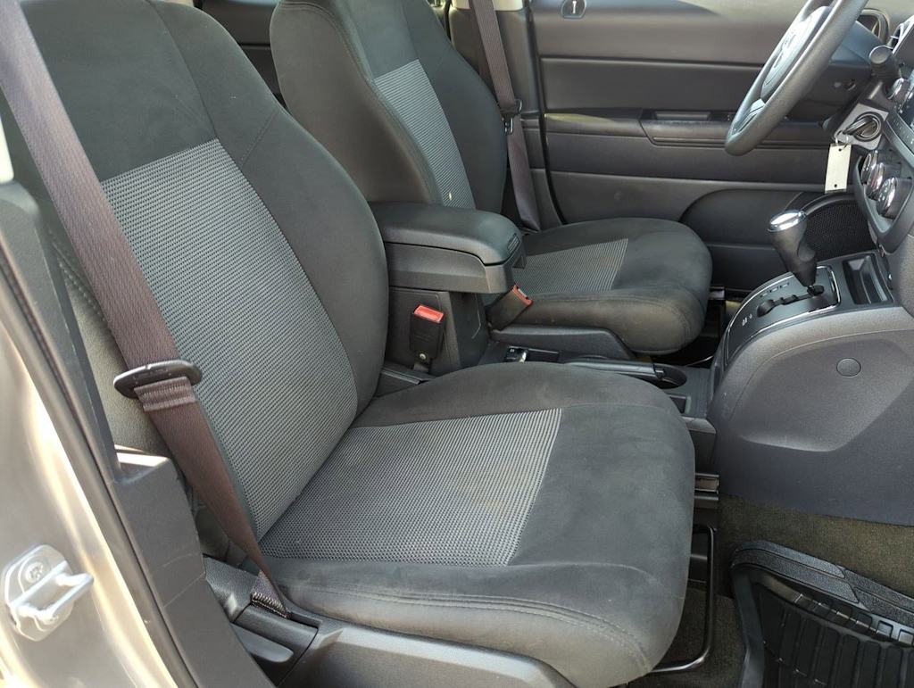 2016 Jeep Patriot Sport 11