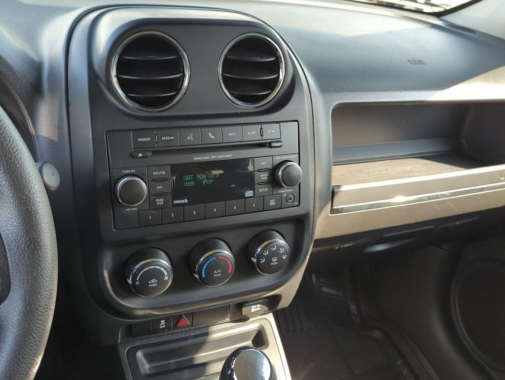 2016 Jeep Patriot Sport 14