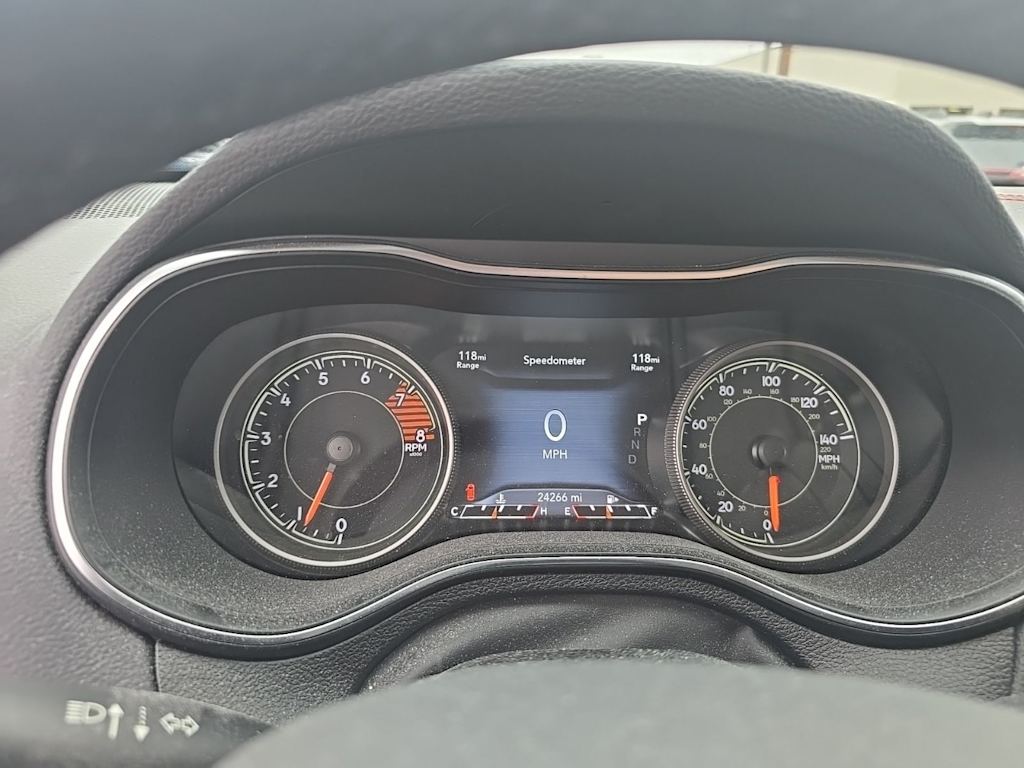 Thumbnail: 2019 Jeep Cherokee - 10