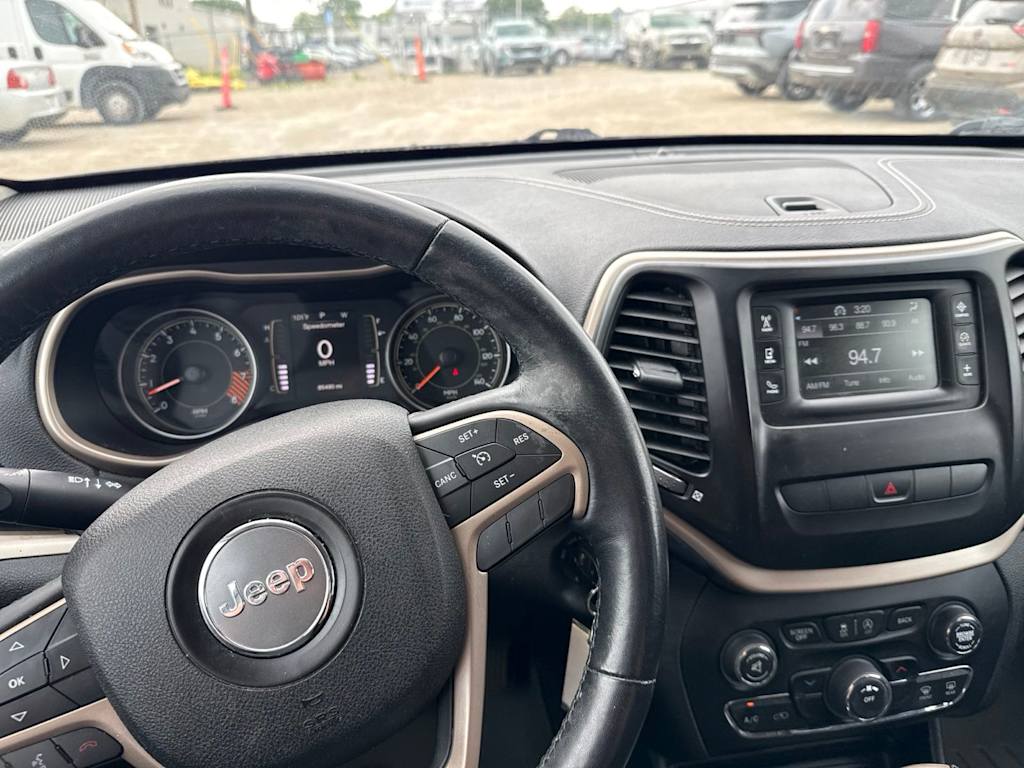 Thumbnail: 2015 Jeep Cherokee - 2
