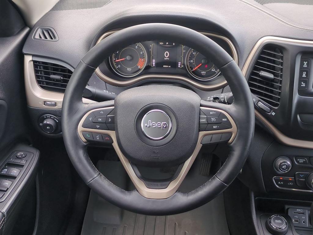Thumbnail: 2015 Jeep Cherokee - 13