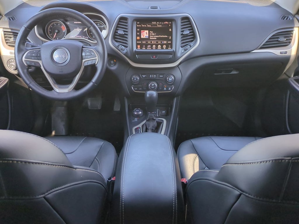 Thumbnail: 2016 Jeep Cherokee - 9