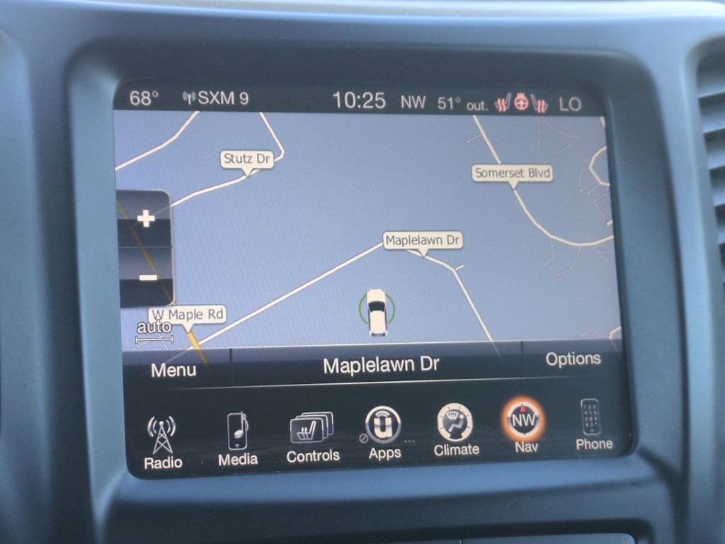 Thumbnail: 2016 Jeep Cherokee - 34
