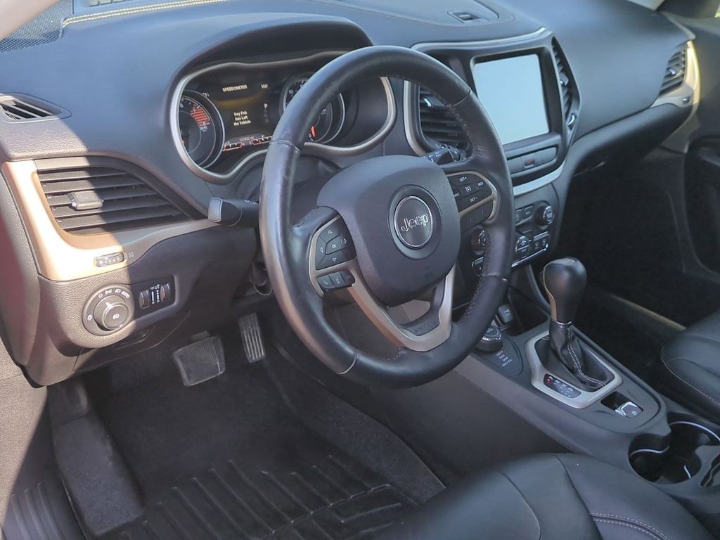 Thumbnail: 2016 Jeep Cherokee - 2