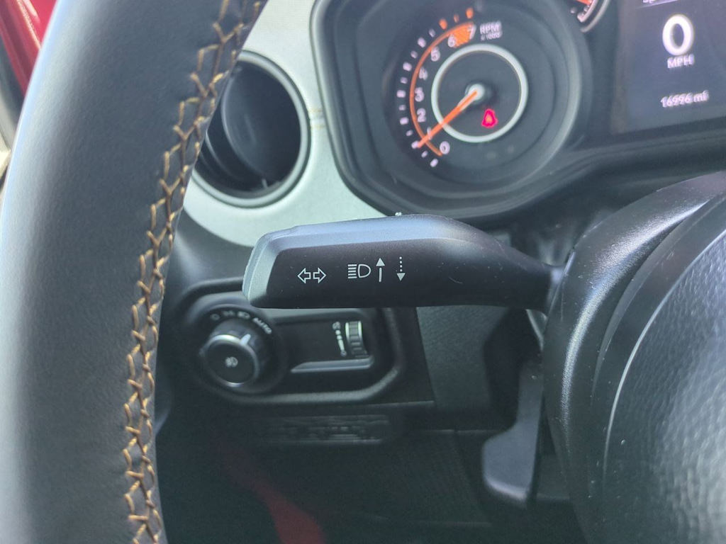 Thumbnail: 2024 Jeep Wrangler - 31