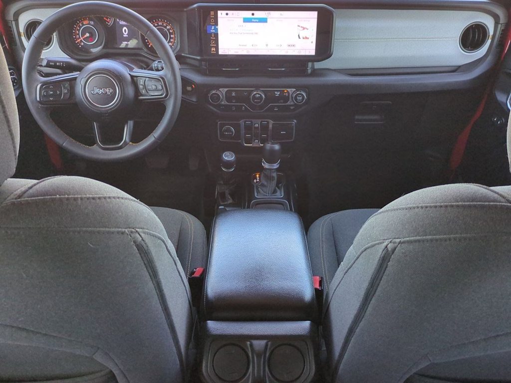 Thumbnail: 2024 Jeep Wrangler - 9