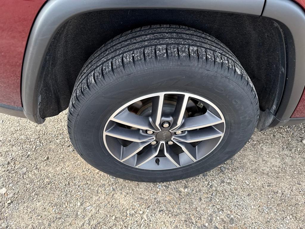 Thumbnail: 2020 Jeep Grand Cherokee - 19
