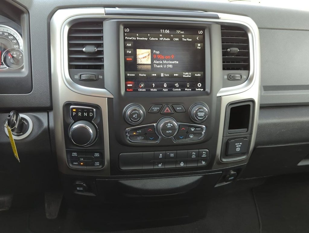 2018 RAM 1500 SLT 14