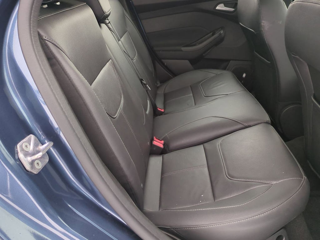 Thumbnail: 2018 Ford Focus - 28