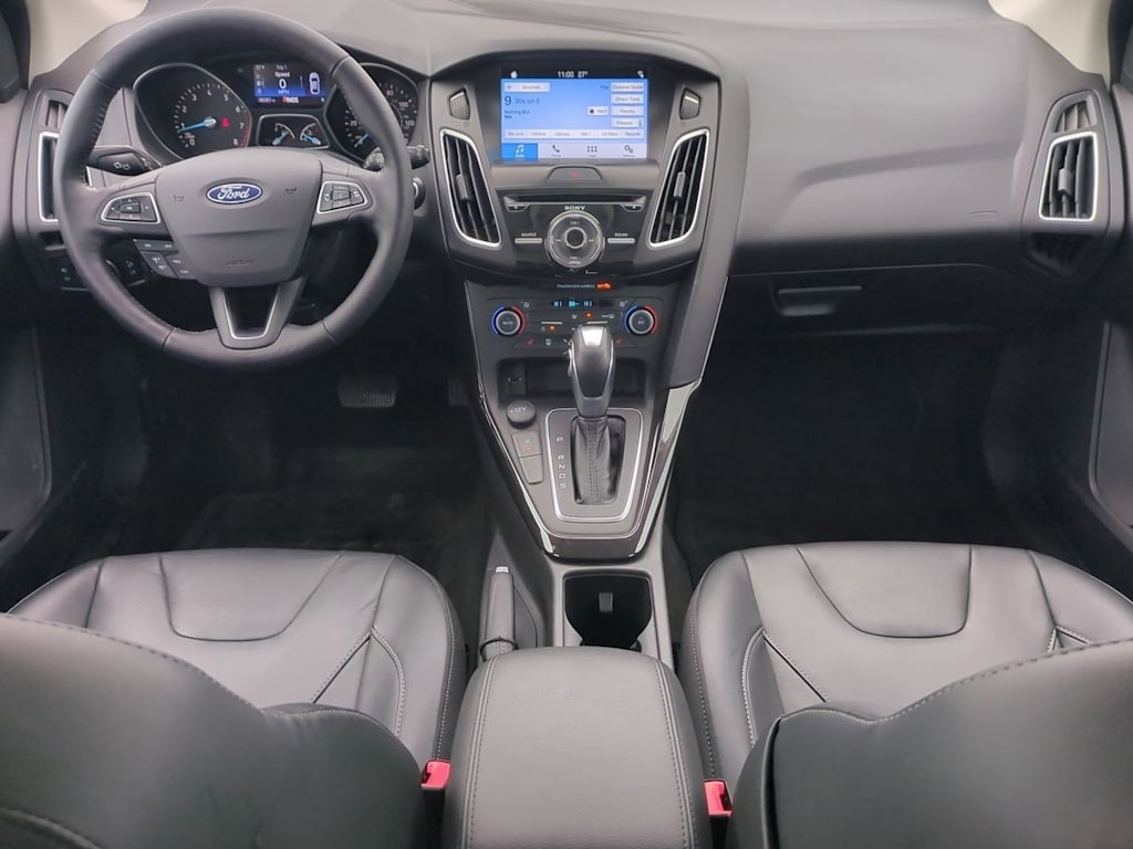 Thumbnail: 2018 Ford Focus - 9